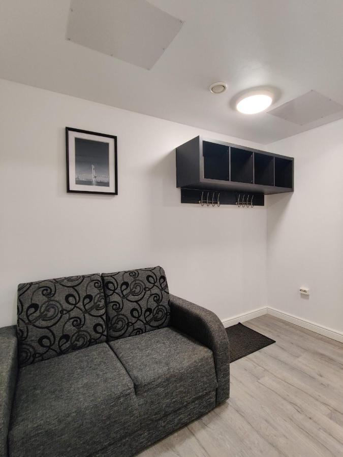 Alexi Apartments - Newly Renovated Apt In The Heart Of The City Near To Railway Station And Nokia Arena Тампере Экстерьер фото
